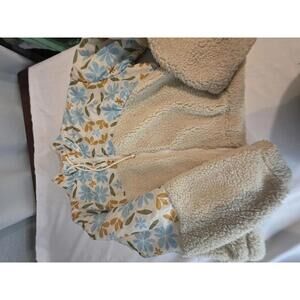 Pacsun Women's Floral Patterned Sherpa Jacket